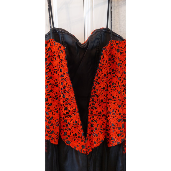 Masquerade Red/Black‎ Strapless Corset Dress Size 5/6 Party Prom Evening Tulle - Picture 4 of 10